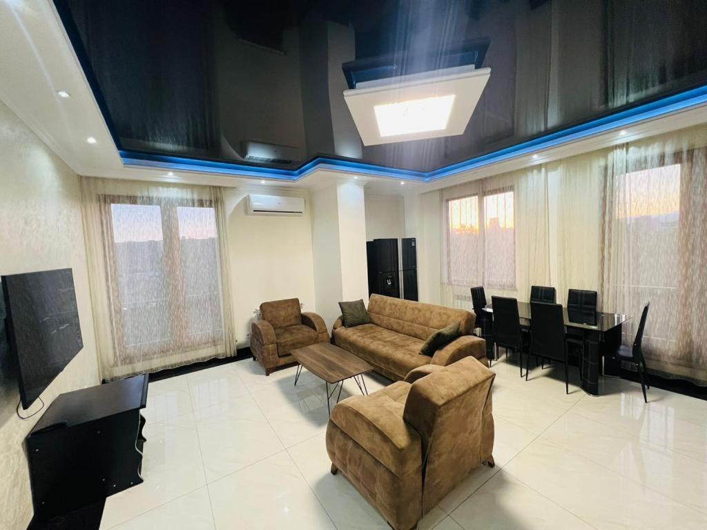 City Center, Deluxe 1Bedroom Apartment by Republic Square New Building