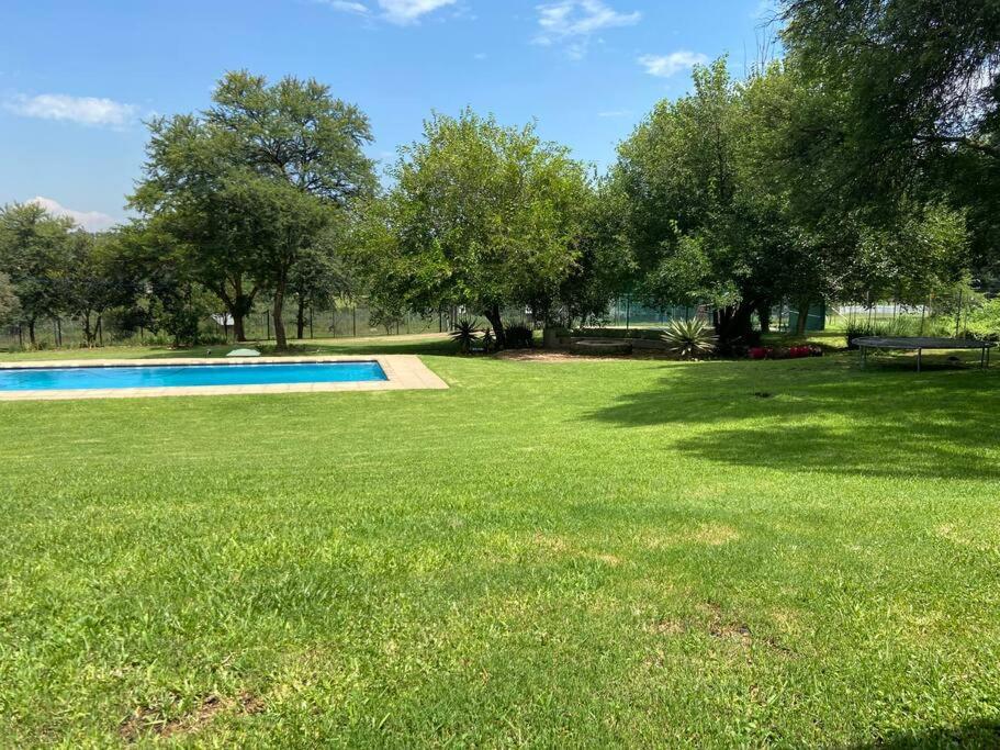 The Urban Farmhouse: Find Peace&Rest@the Farmhouse view 5