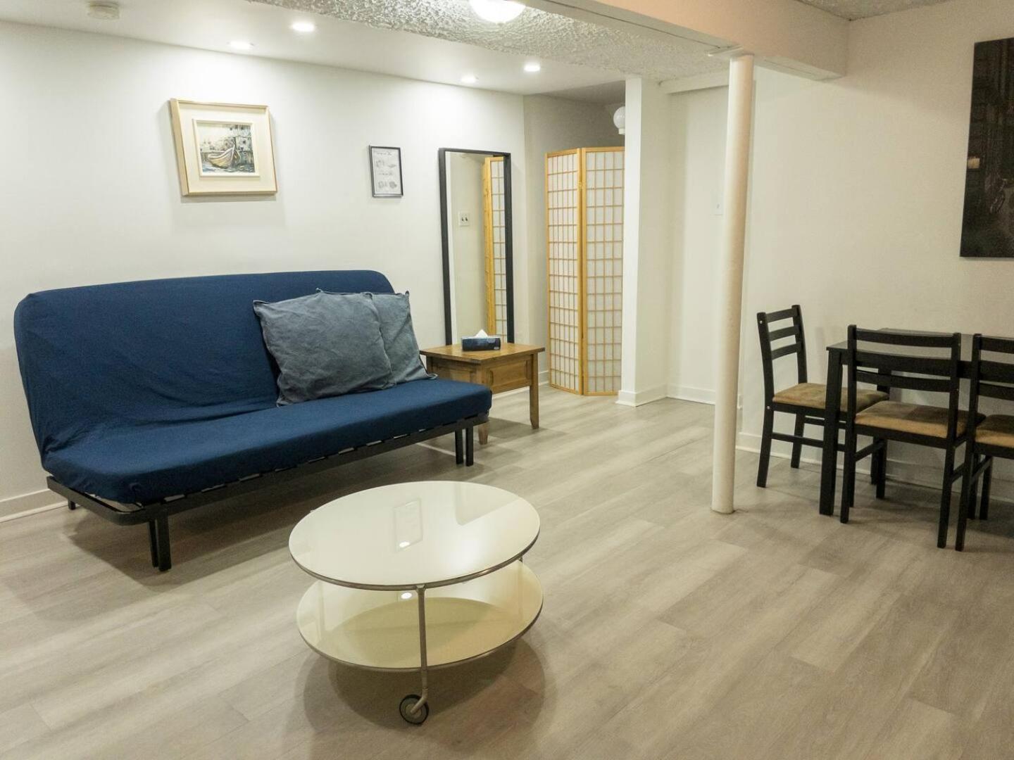 Heart of MTR for Memerable Experiance 2 backyard 7minMetro Fully Renovated & Equipped view 3