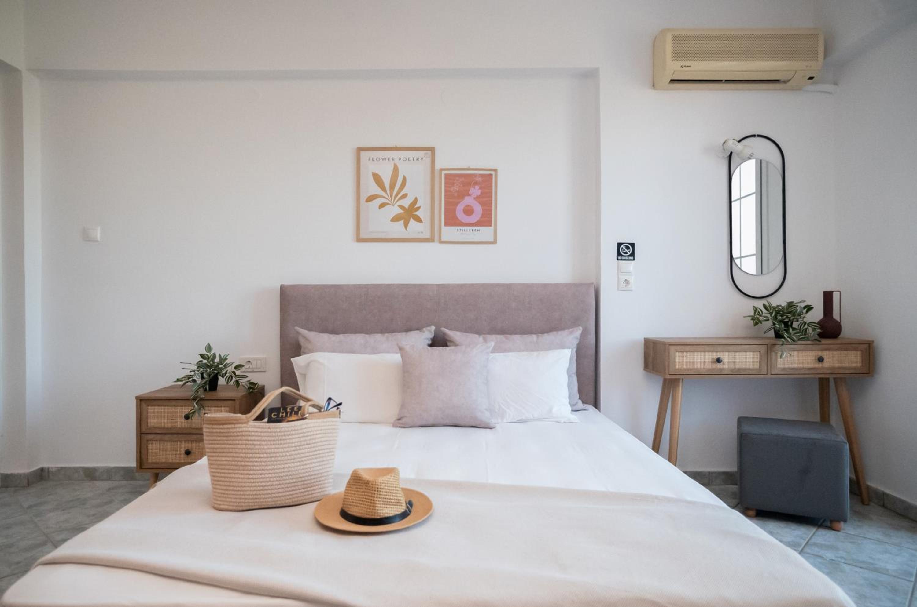Laganas Vacations - Villa Spiros II Apartments  Studios - Property Image 1
