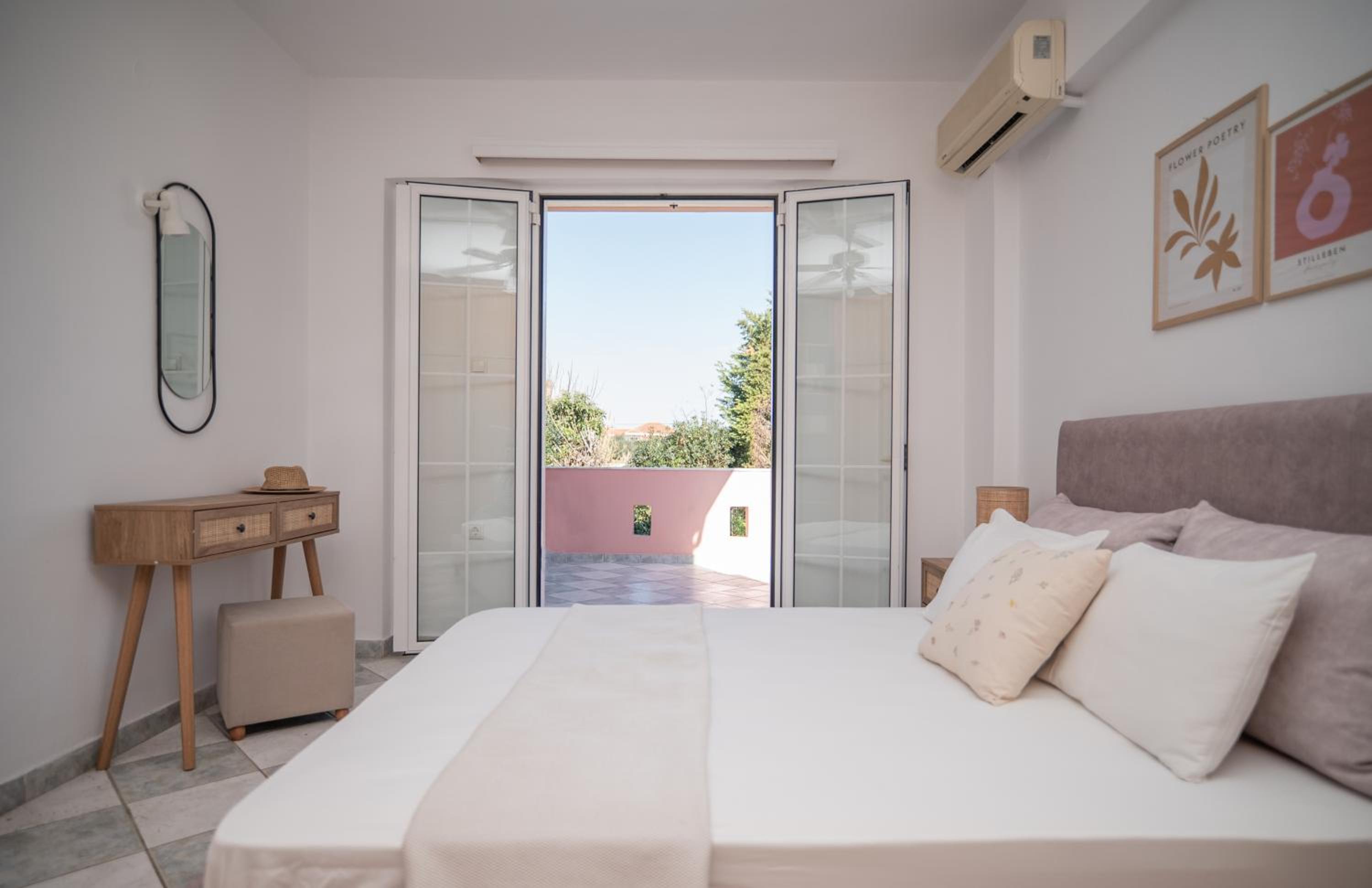 Laganas Vacations - Villa Spiros II Apartments  Studios - Property Image 7