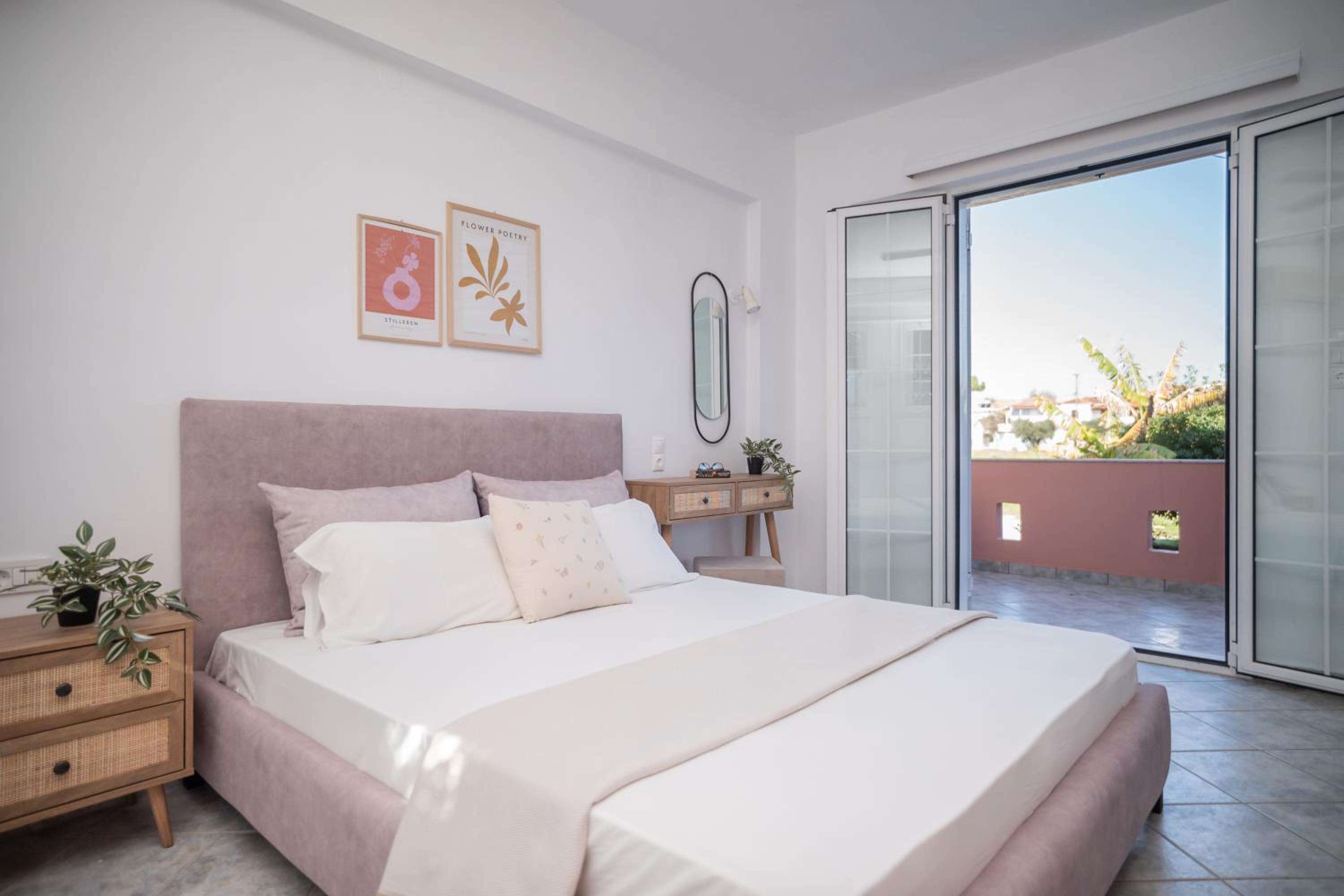 Villa Spiros II Apartments & Studios 50m From Center 300m From Laganas Beach Ideal For Families And Groups photo 2