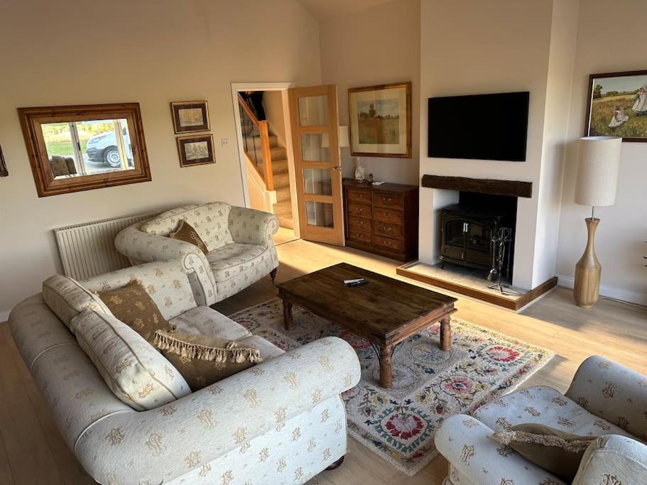 Lovely country cottage in Dalton / Parbold view 4