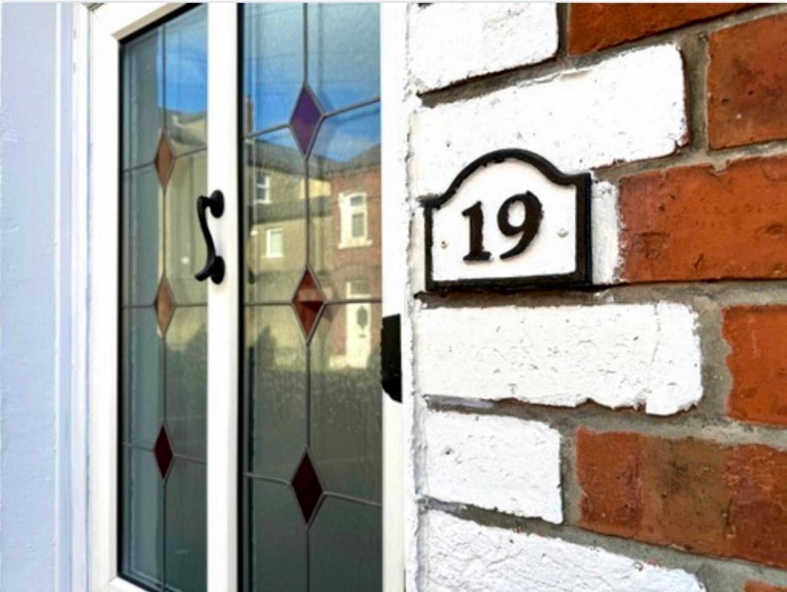 Bloom19 - 5mins from Belfast City Centre