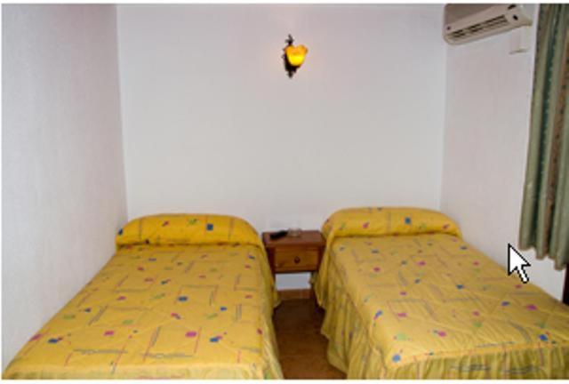 Hostal Adrian