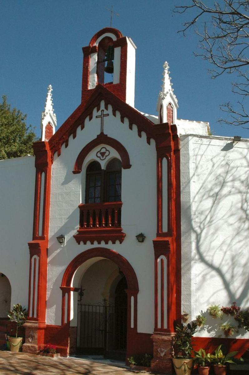 Hostal Adrian