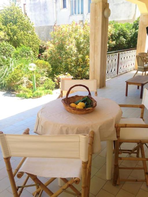 Villa sul golfo di Bonagia