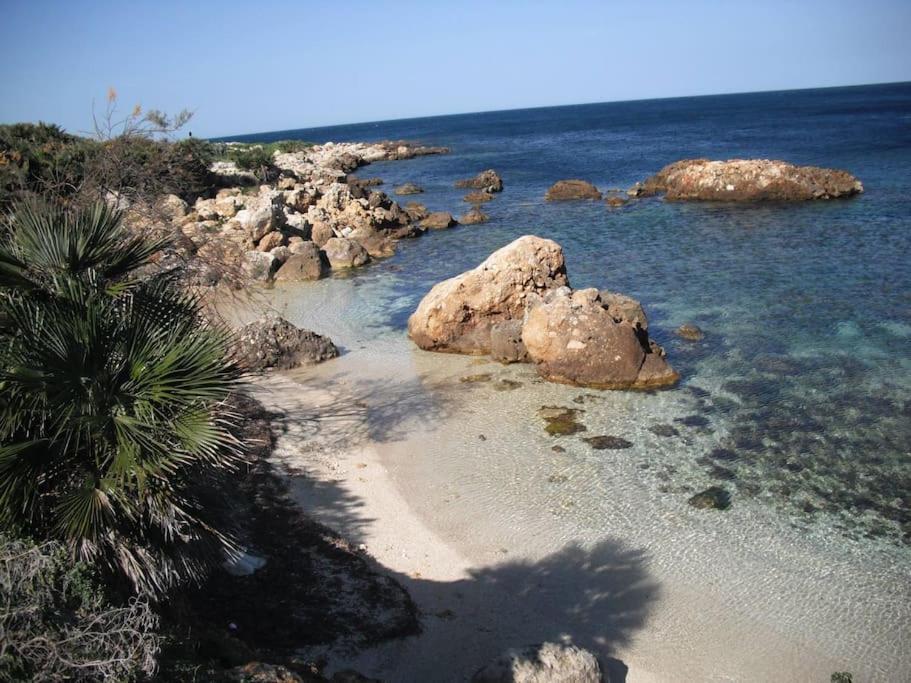 Villa sul golfo di Bonagia