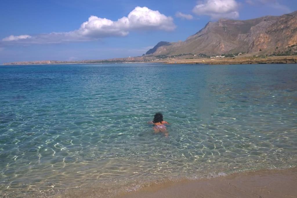 Villa sul golfo di Bonagia