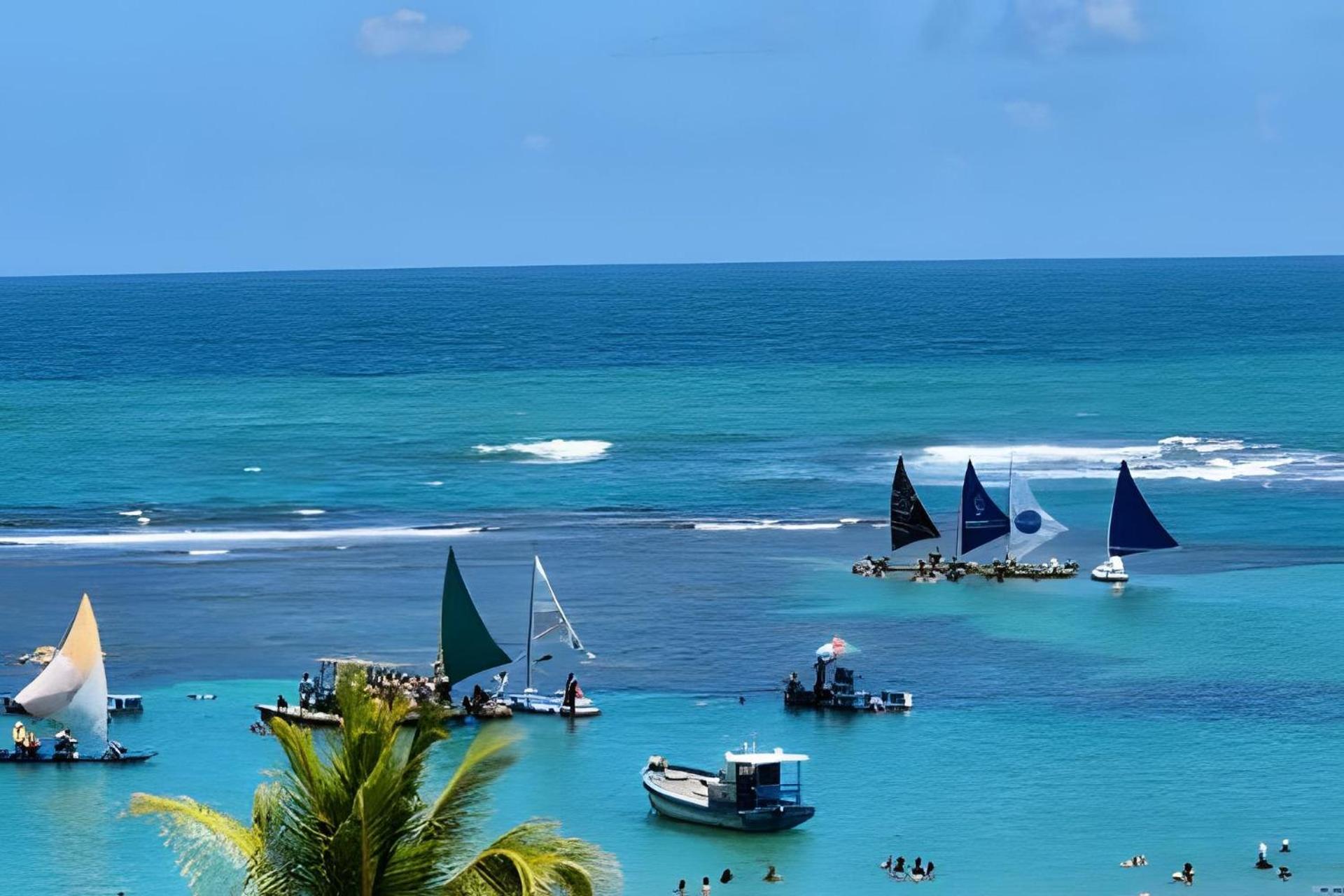 Porto de Galinhas ao lado do Mar e no Centro