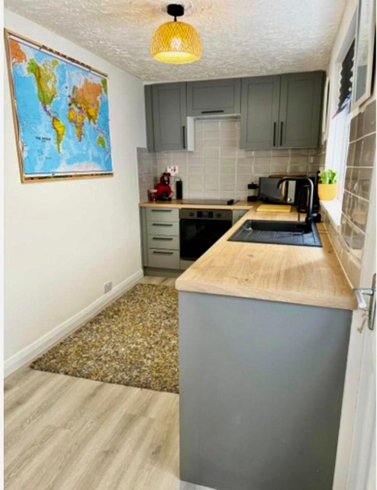 Bloom19 - 5mins from Belfast City Centre