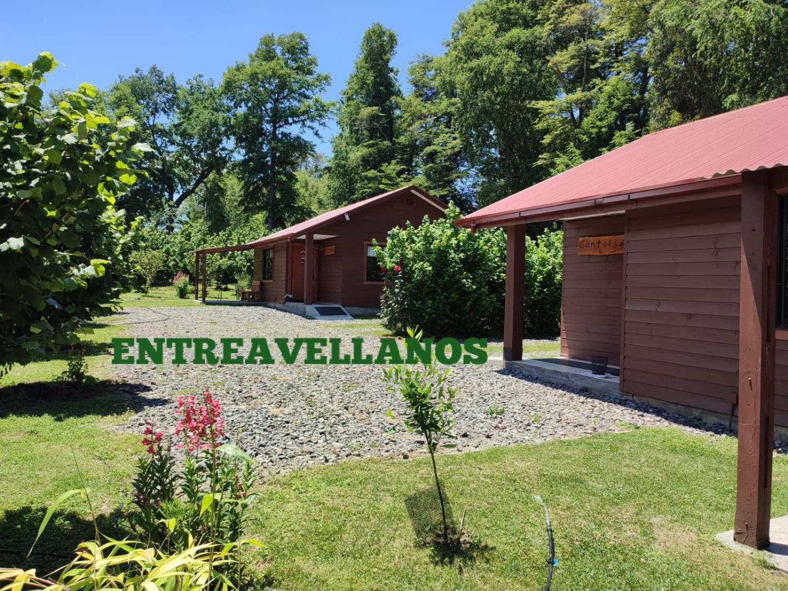 Entreavellanos cabañas