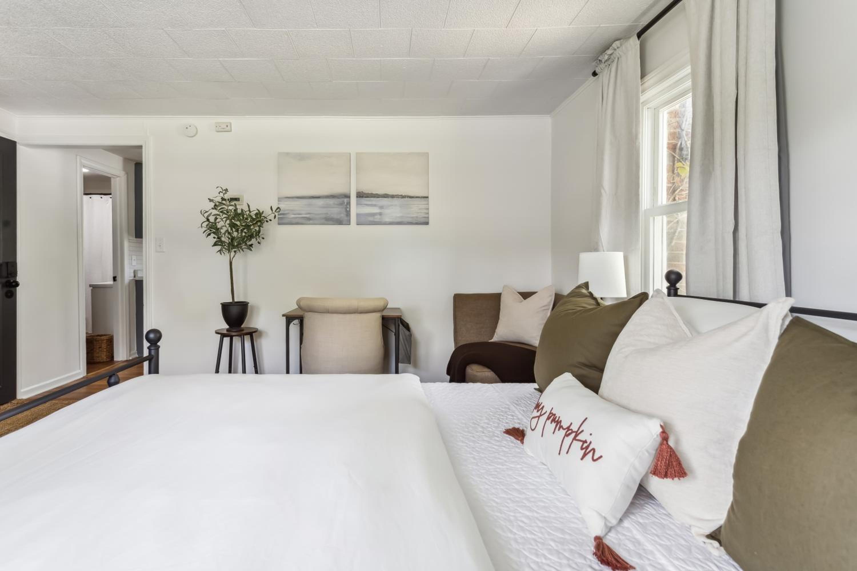 Large Private Studio Apartment