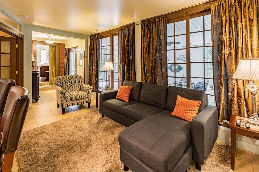 Cedar Crest Inn