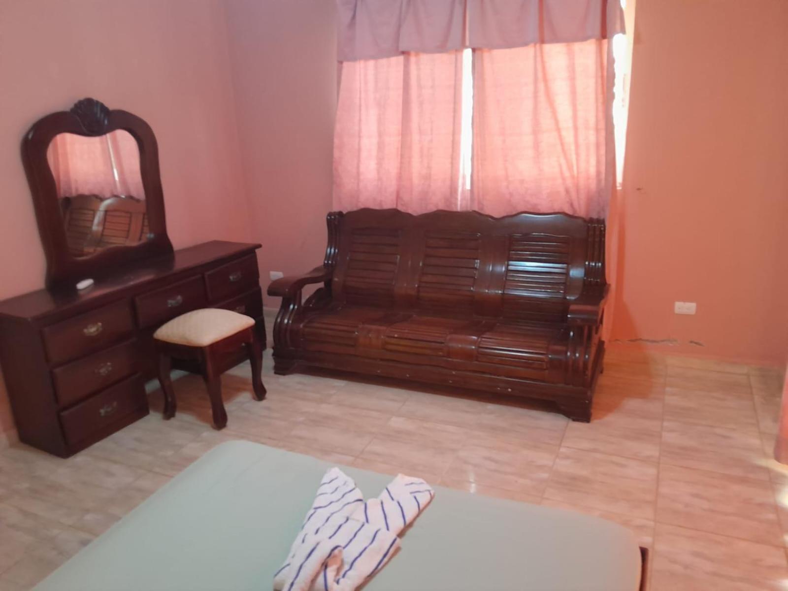 4 bedroom villa, security, private pool, ocean view