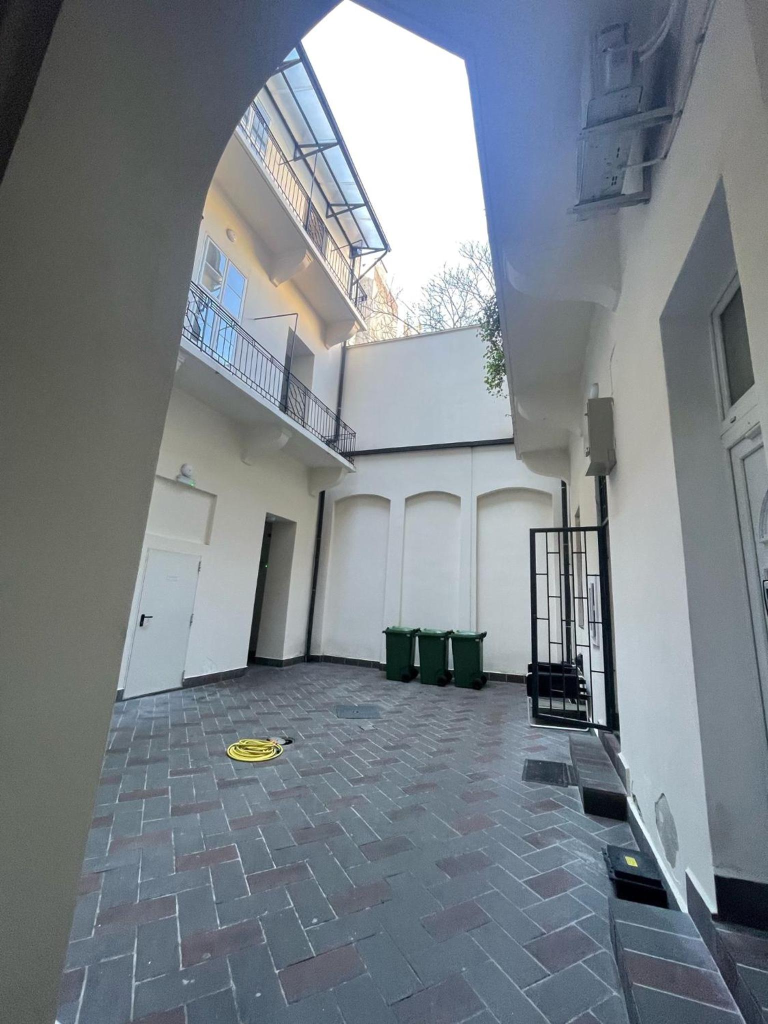 Cosy flat in the Dob Street - Sapphire view 3