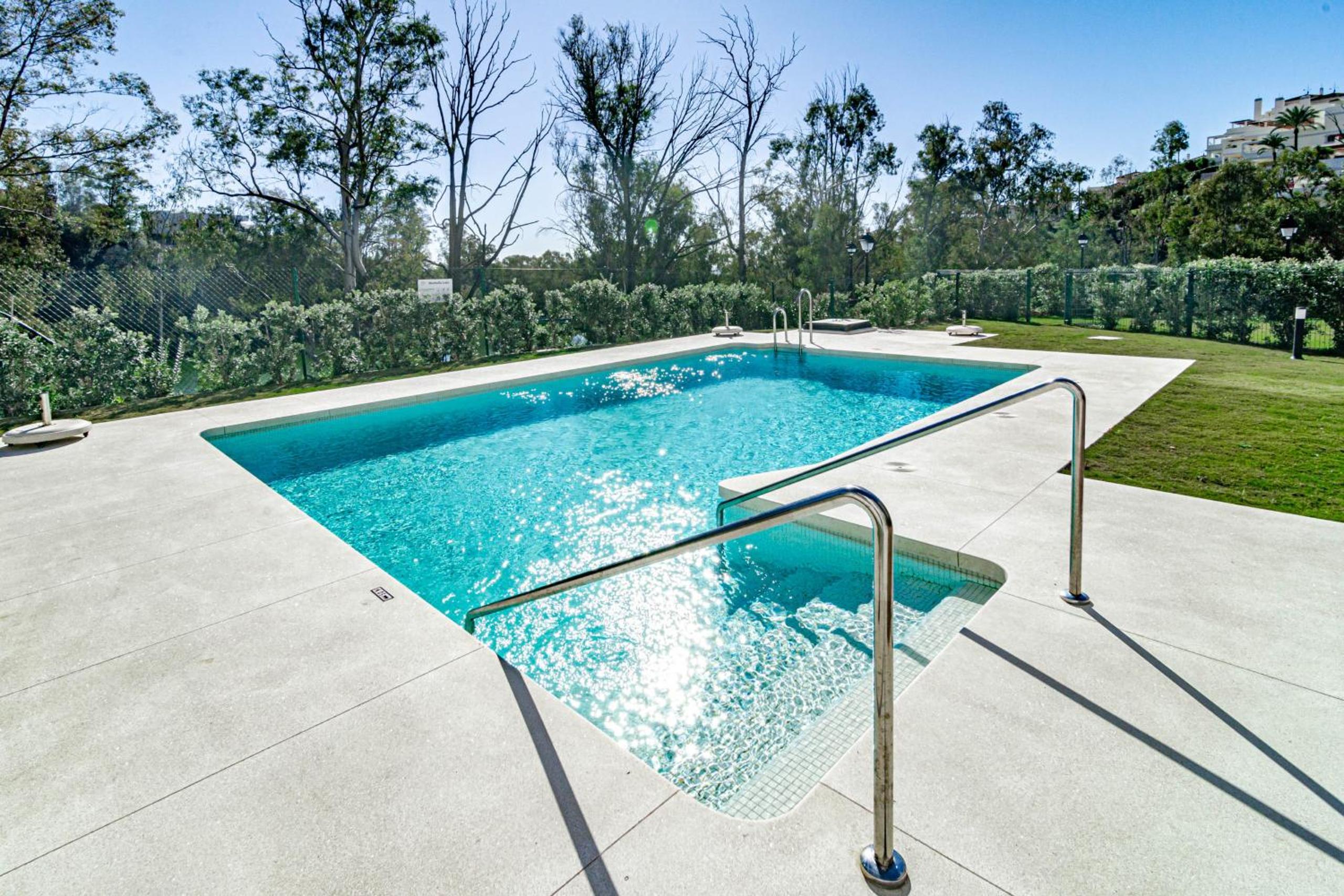 ML2B1- Stunning holiday home in Marbella view 4