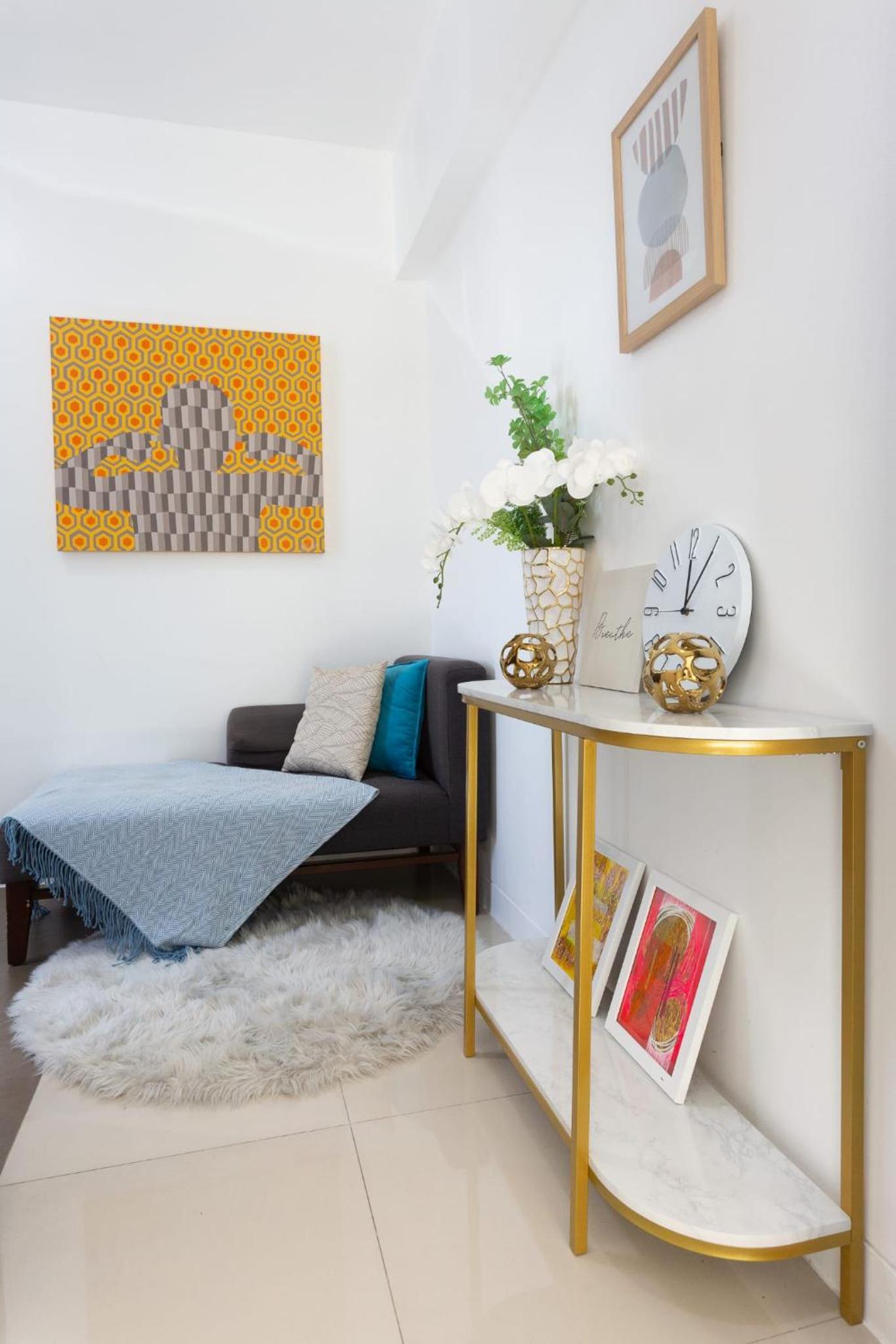 Studio For Rent in Upper Mckinley Hill, Taguig photo 4