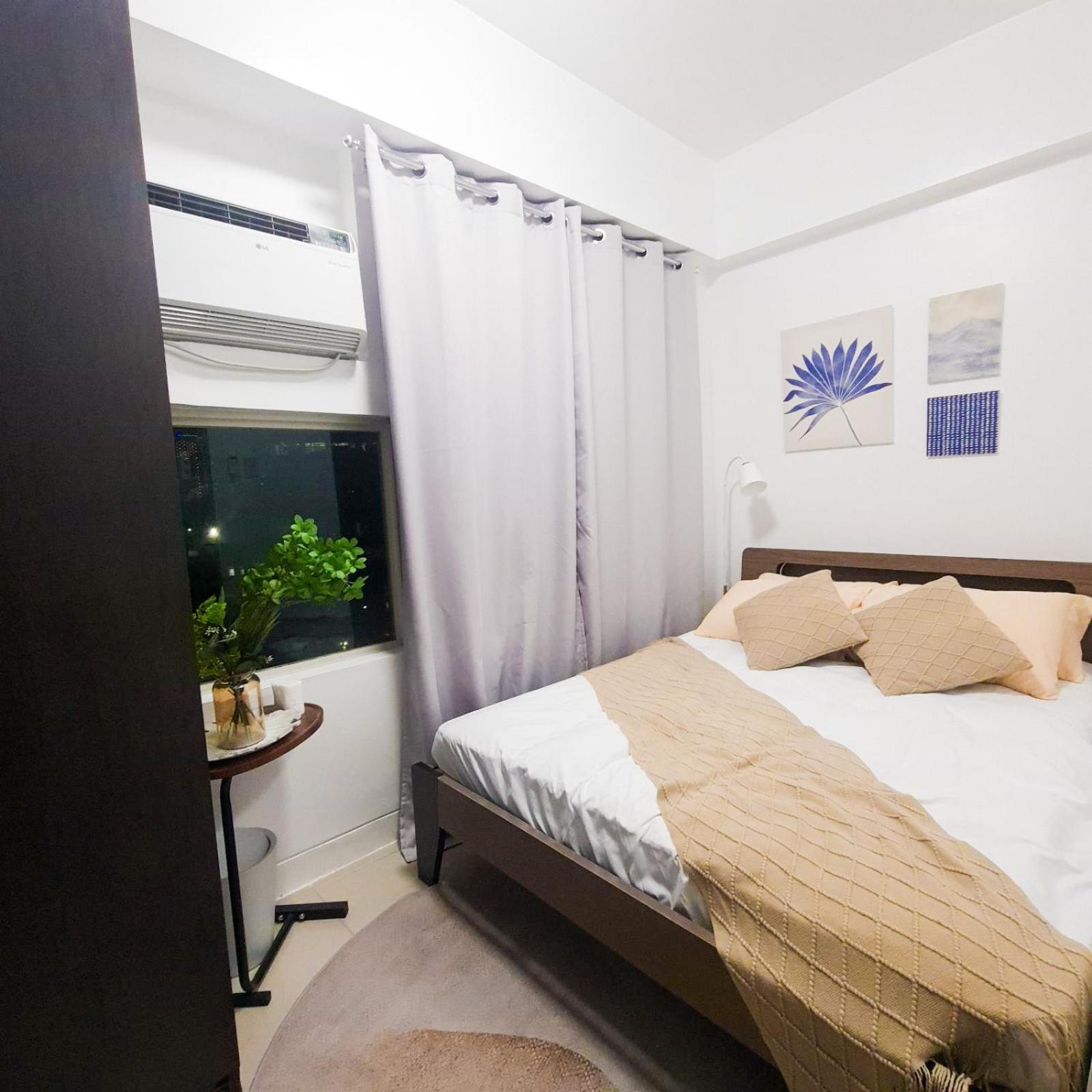 Studio For Rent in Upper Mckinley Hill, Taguig