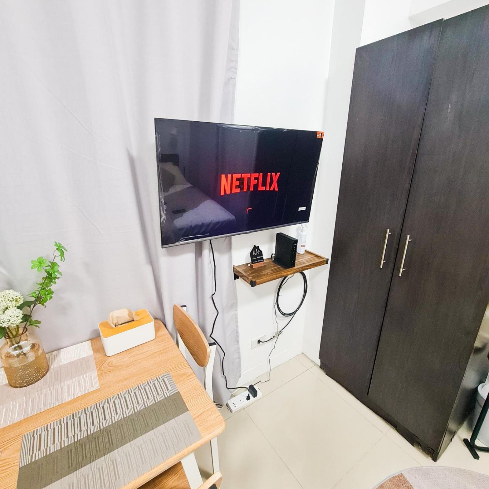 Studio For Rent in Upper Mckinley Hill, Taguig