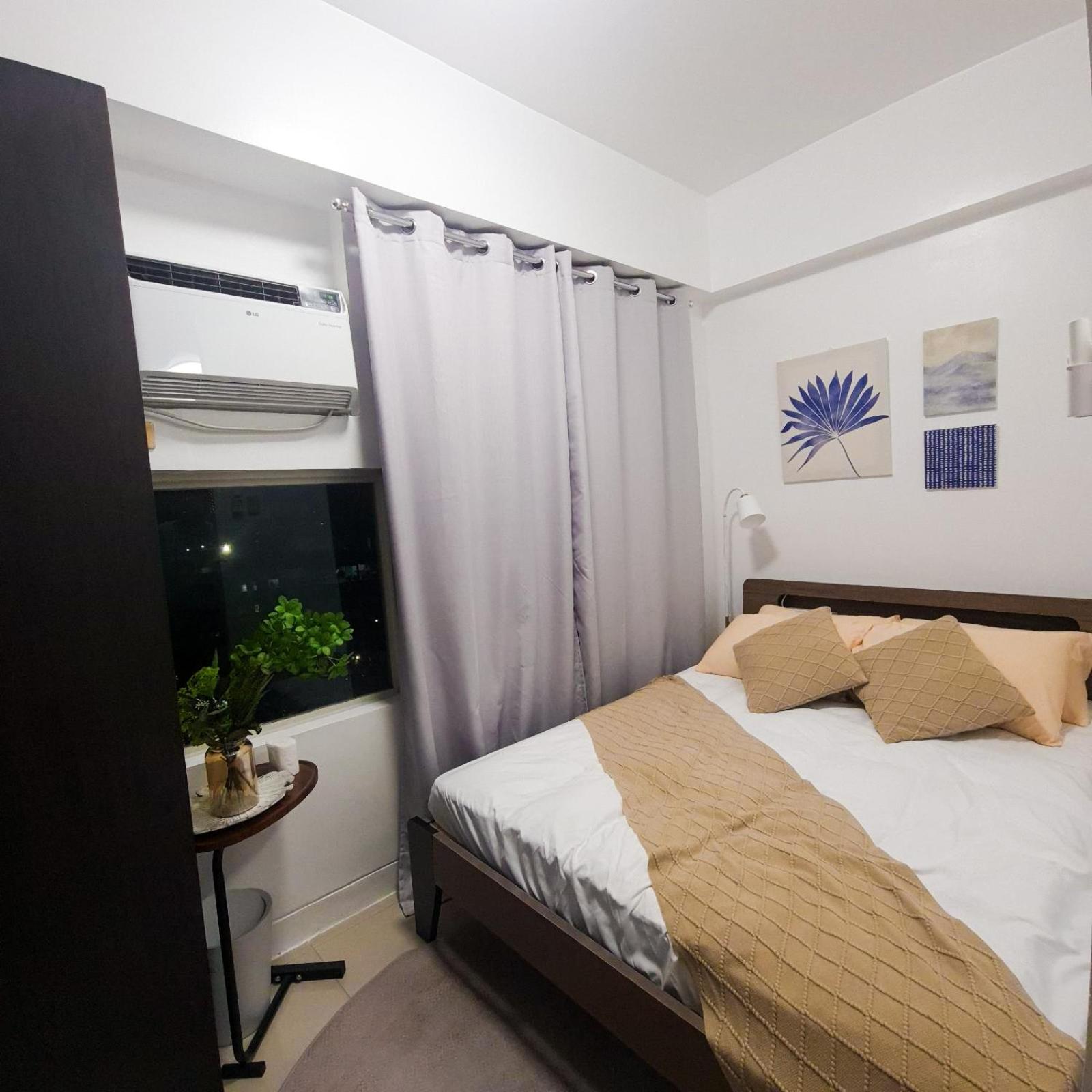 Studio For Rent in Upper Mckinley Hill, Taguig