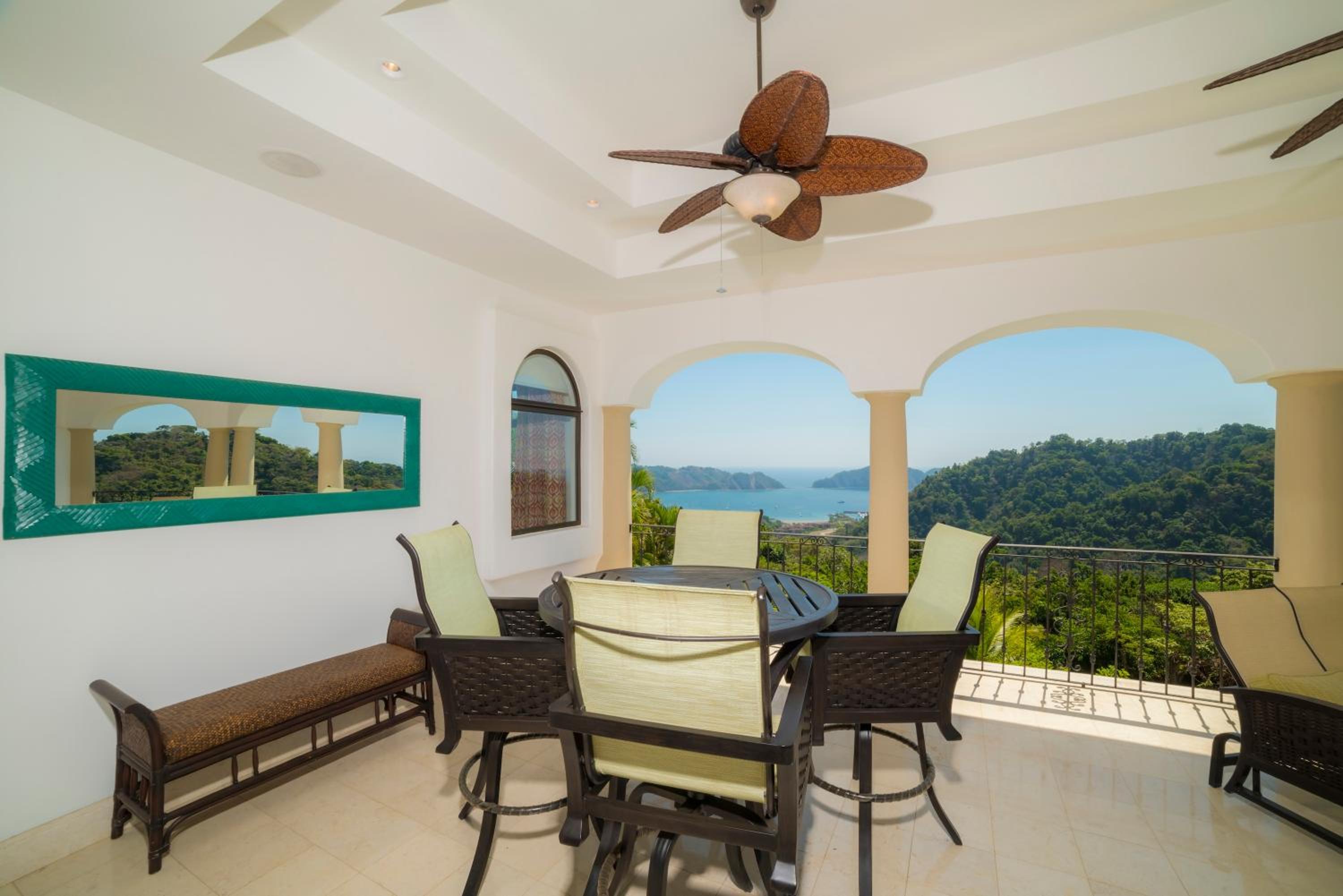 Puesta del Sol 5 bdrs ocean view in Los Suenos