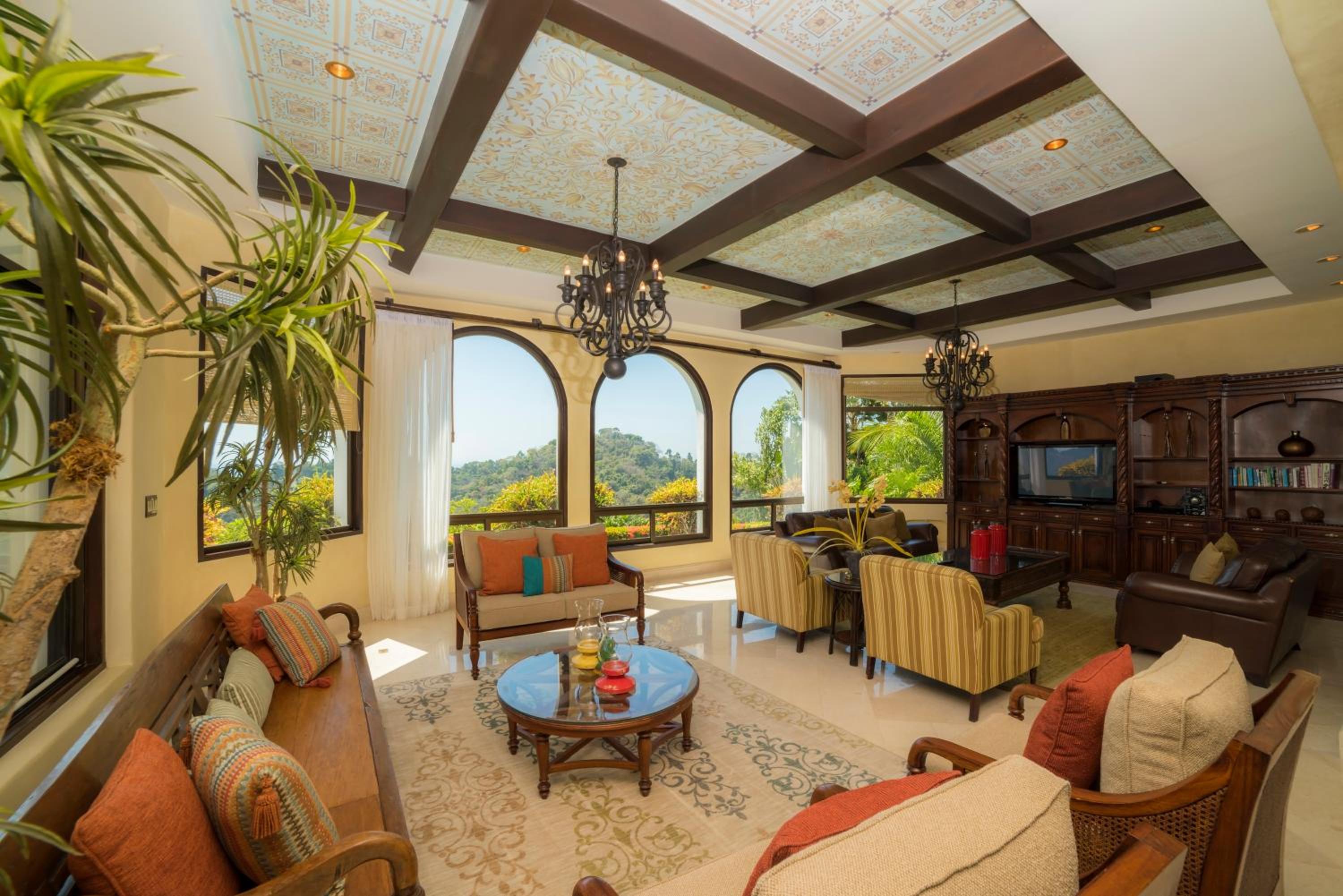 Puesta del Sol 5 bdrs ocean view in Los Suenos