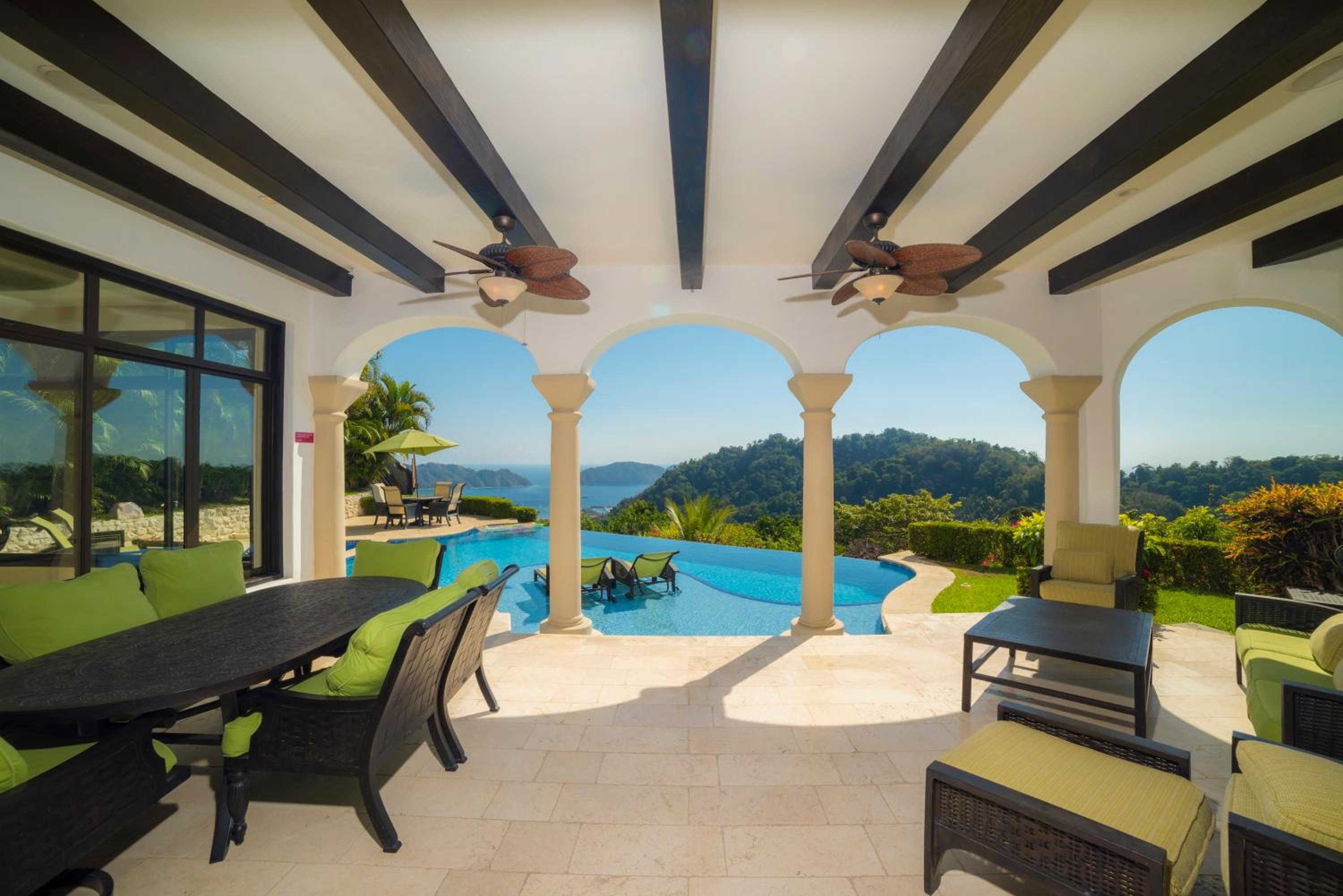 Puesta del Sol 5 bdrs ocean view in Los Suenos