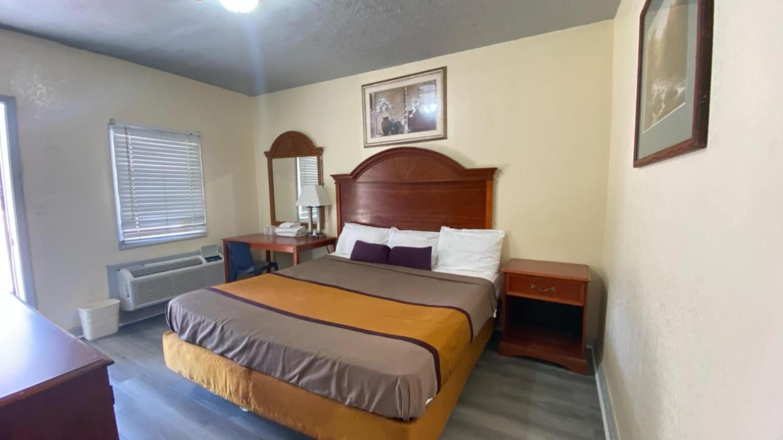 Budget Inn Express