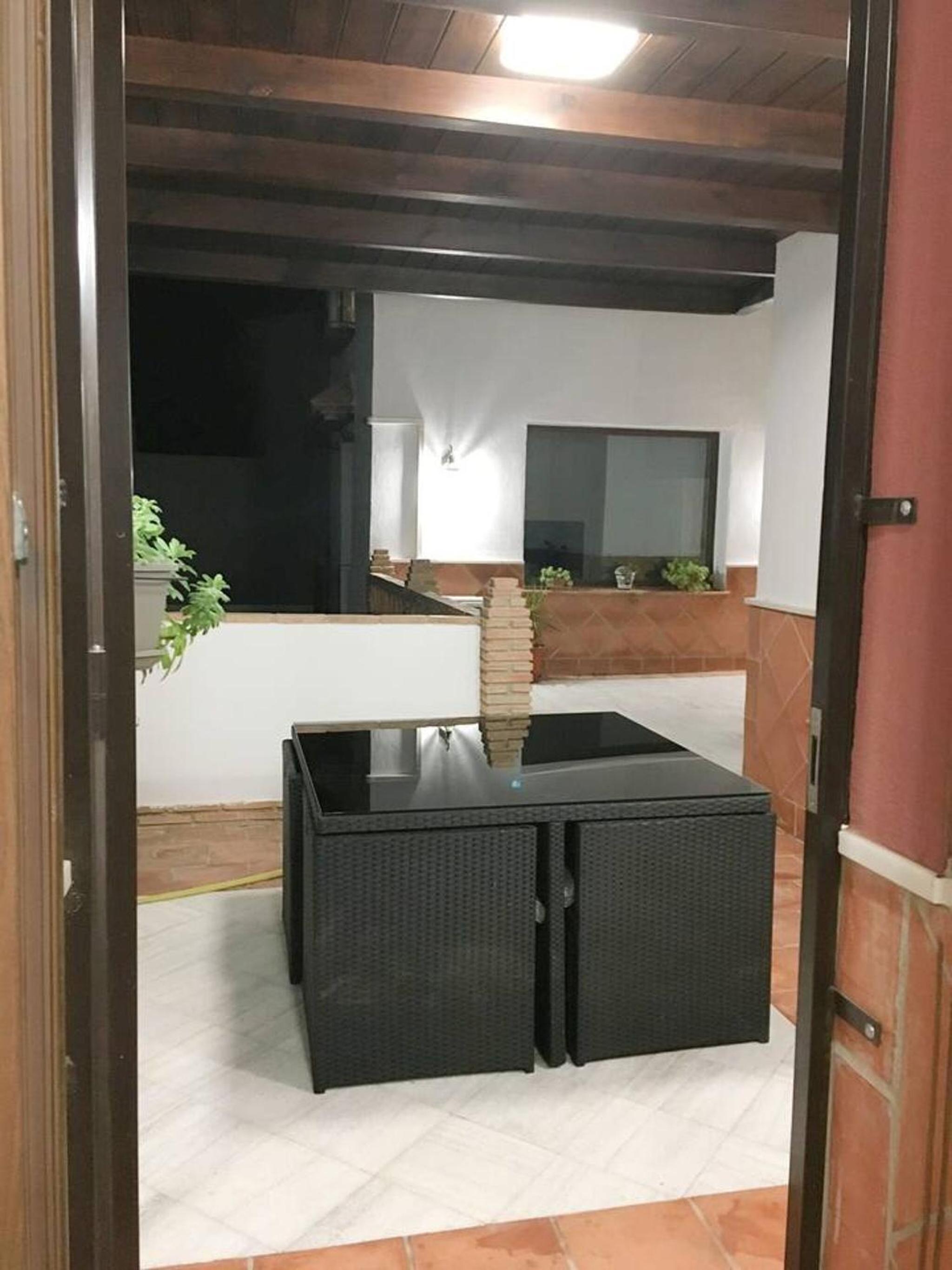 Spacious Villa in Granada with Private Pool and Jacuzzi