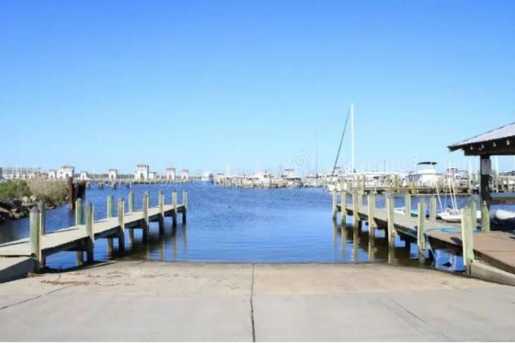 Walk to Beach! Perfect Family Beach Cottage view 4