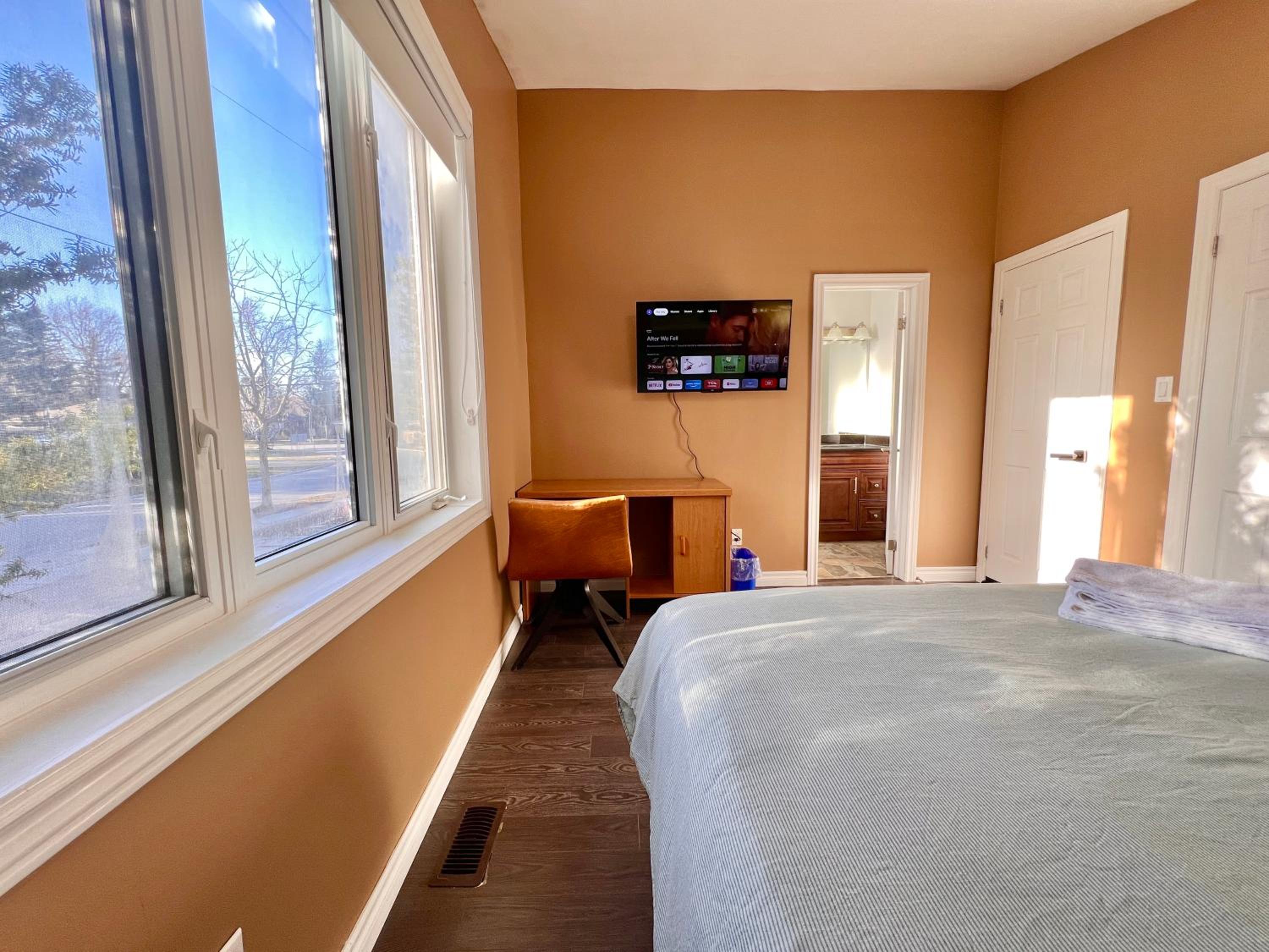Newly Renovated Home in Central Aurora