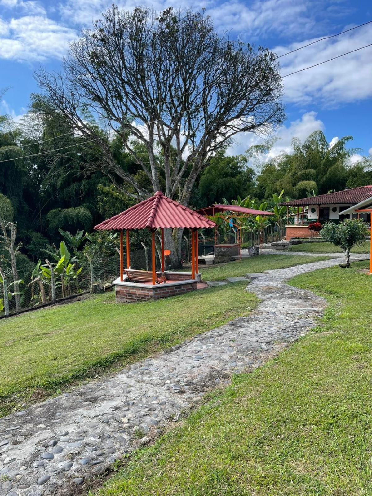 Preciosa Finca en el Eje Cafetero, Quindío- Colombia