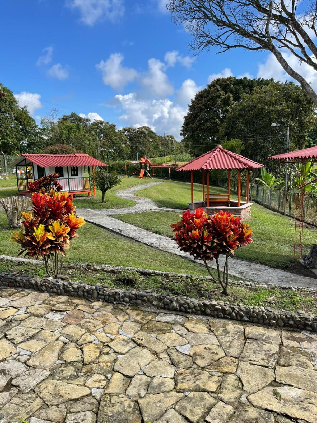 Preciosa Finca en el Eje Cafetero, Quindío- Colombia