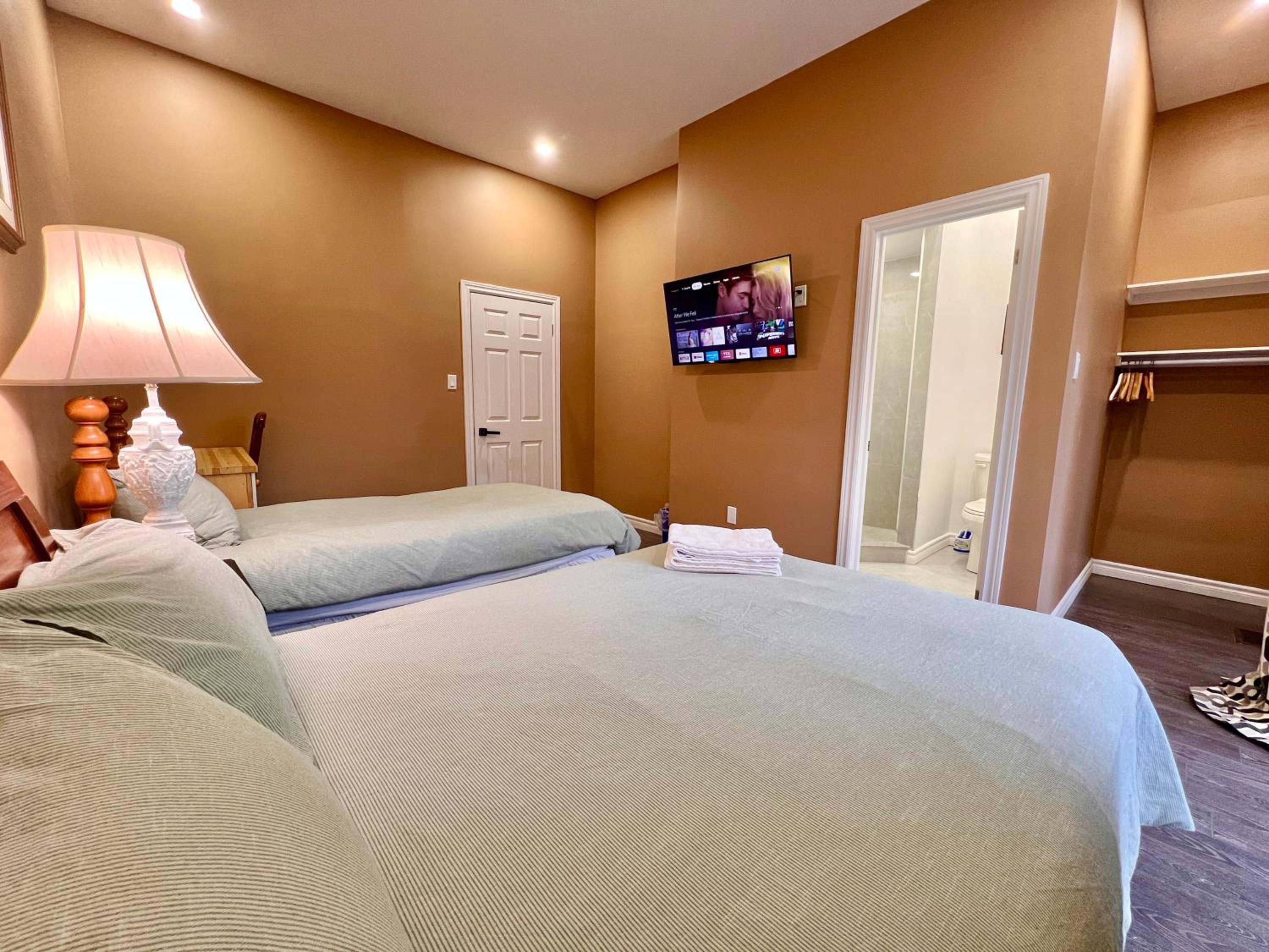 Newly Renovated Home in Central Aurora