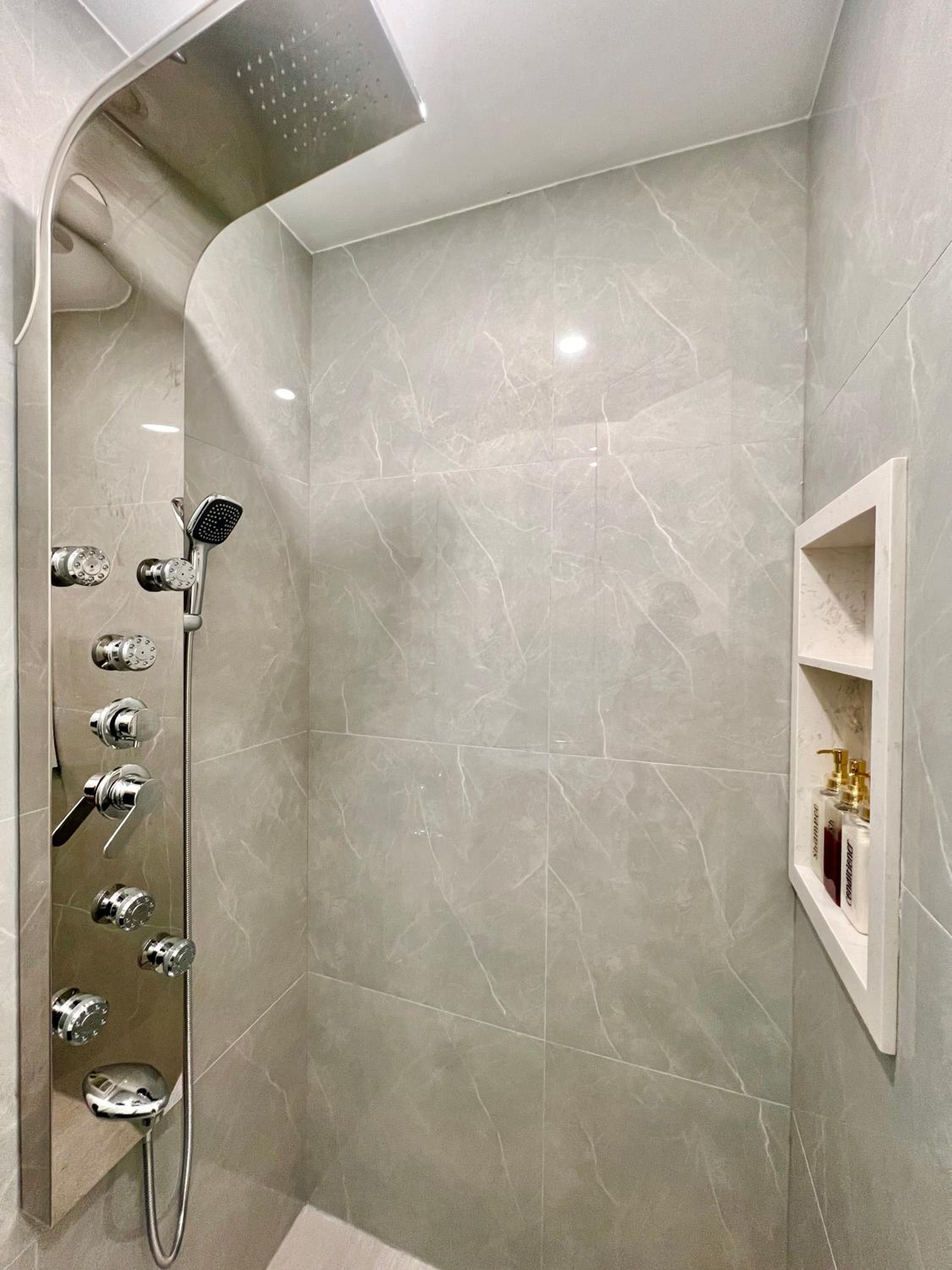 Newly Renovated Home in Central Aurora