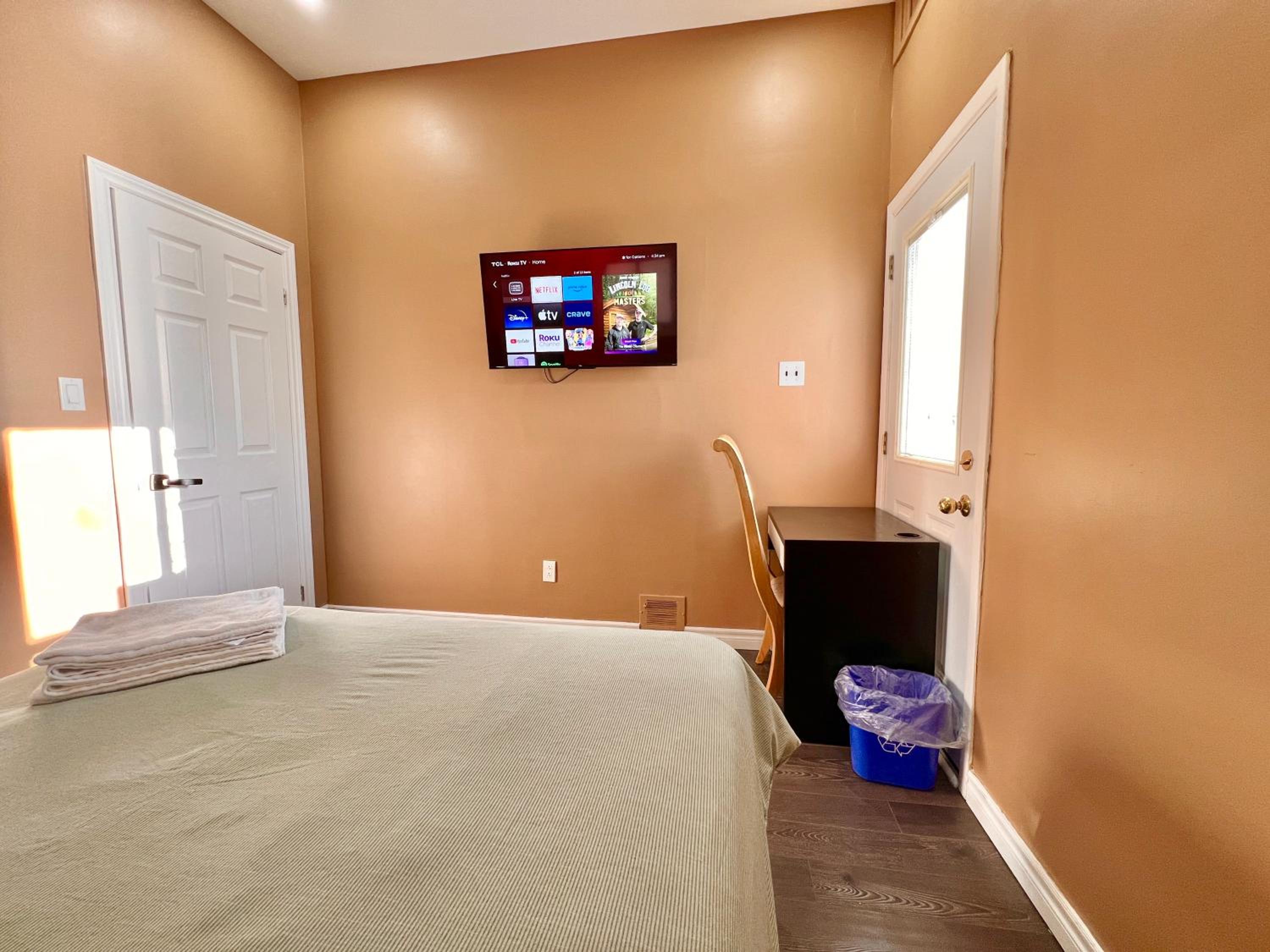 Newly Renovated Home in Central Aurora