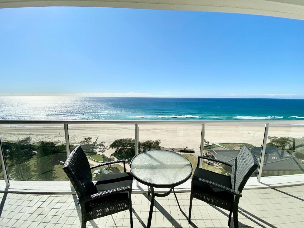Beachfront on Oasis Centre, Air on Broadbeach 1503