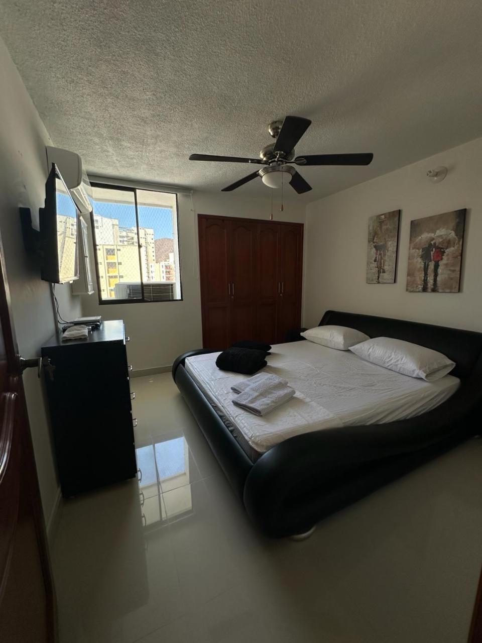 Apartamento frente al MAR Rodadero - Gaira TACOA 6 a 8 personas