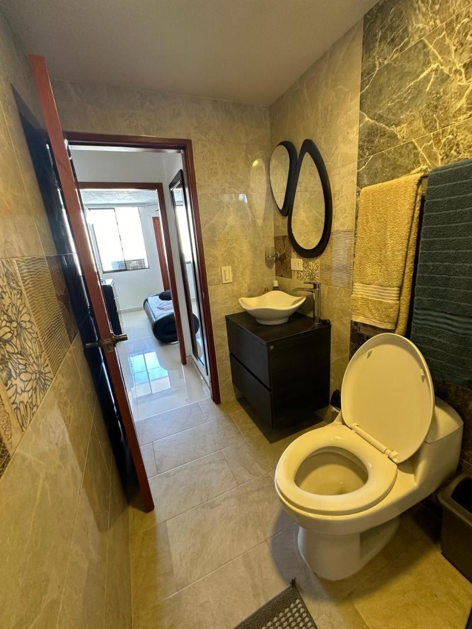Apartamento frente al MAR Rodadero - Gaira TACOA 6 a 8 personas