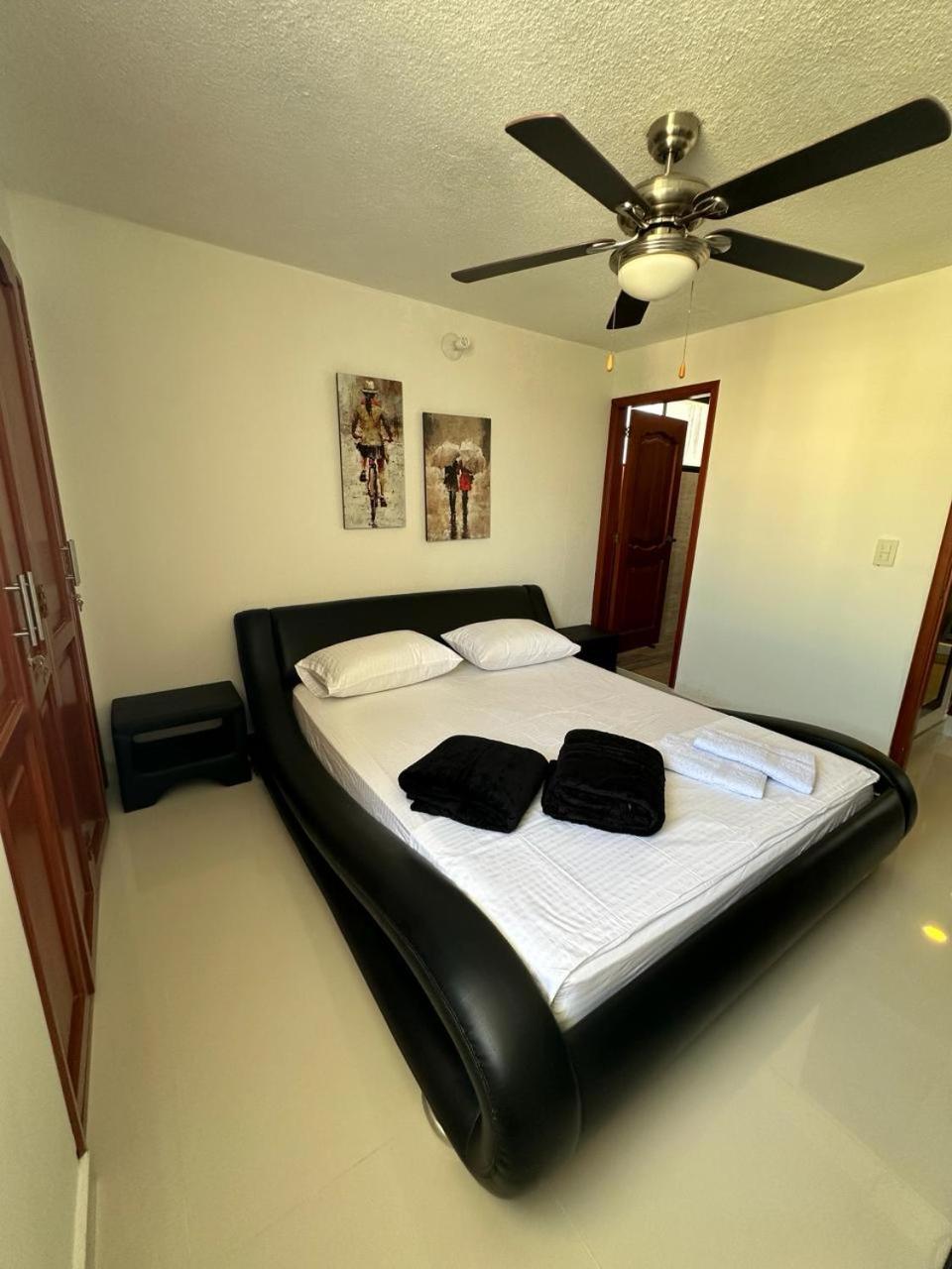 Apartamento frente al MAR Rodadero - Gaira TACOA 6 a 8 personas