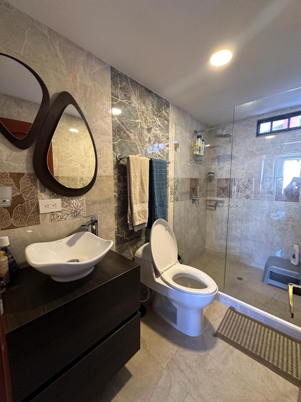 Apartamento frente al MAR Rodadero - Gaira TACOA 6 a 8 personas