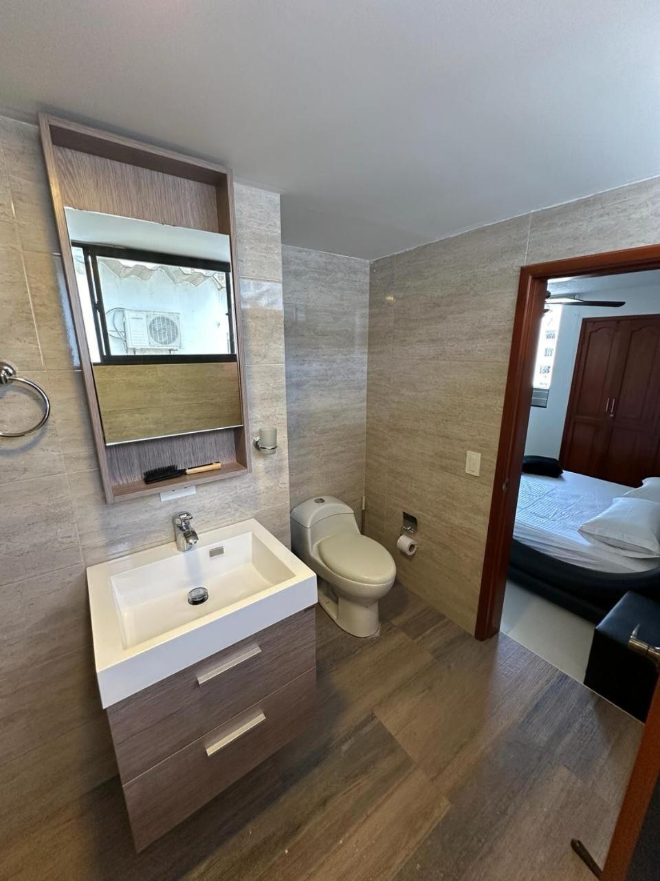 Apartamento frente al MAR Rodadero - Gaira TACOA 6 a 8 personas
