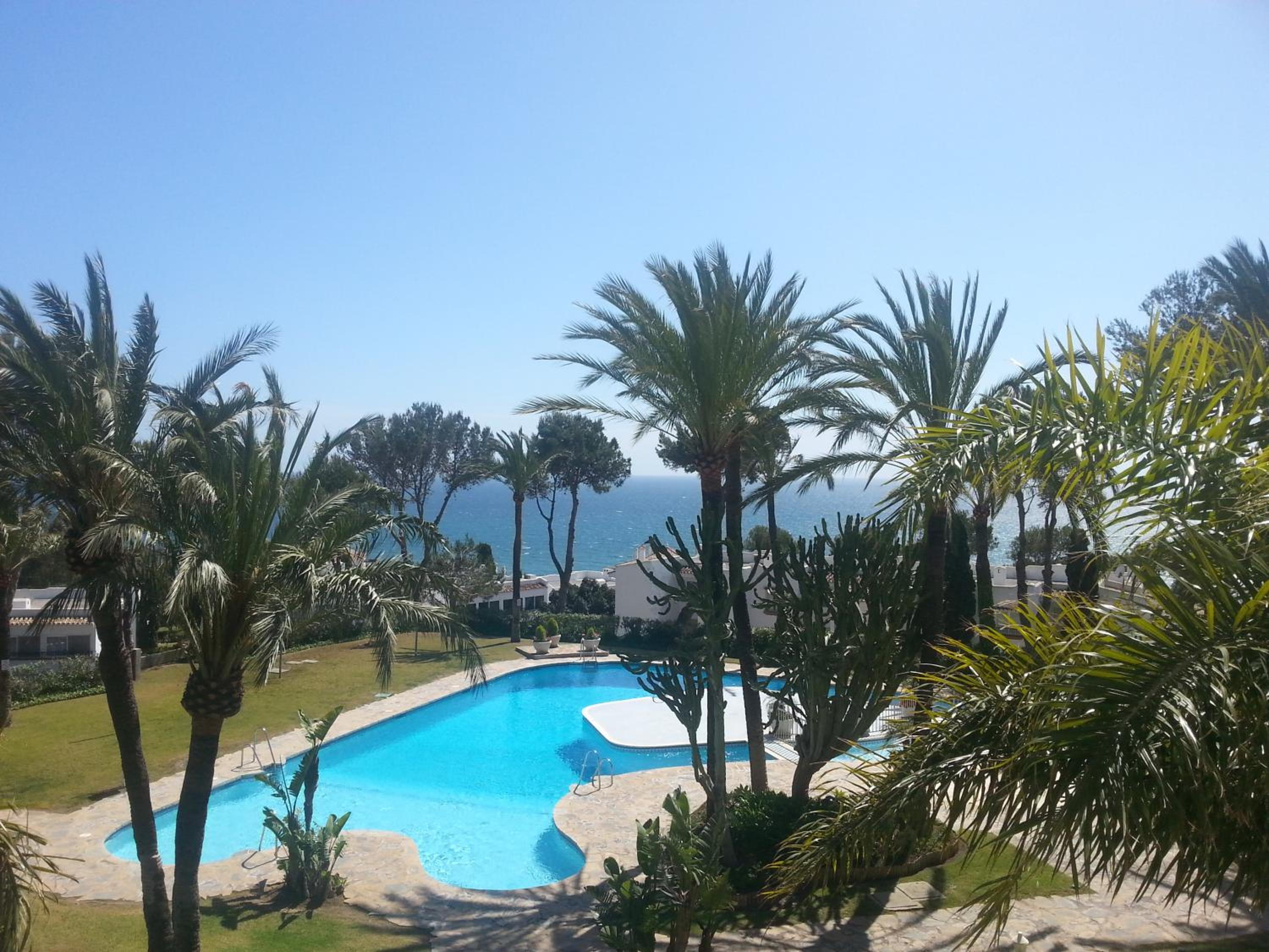Miraflores Resort