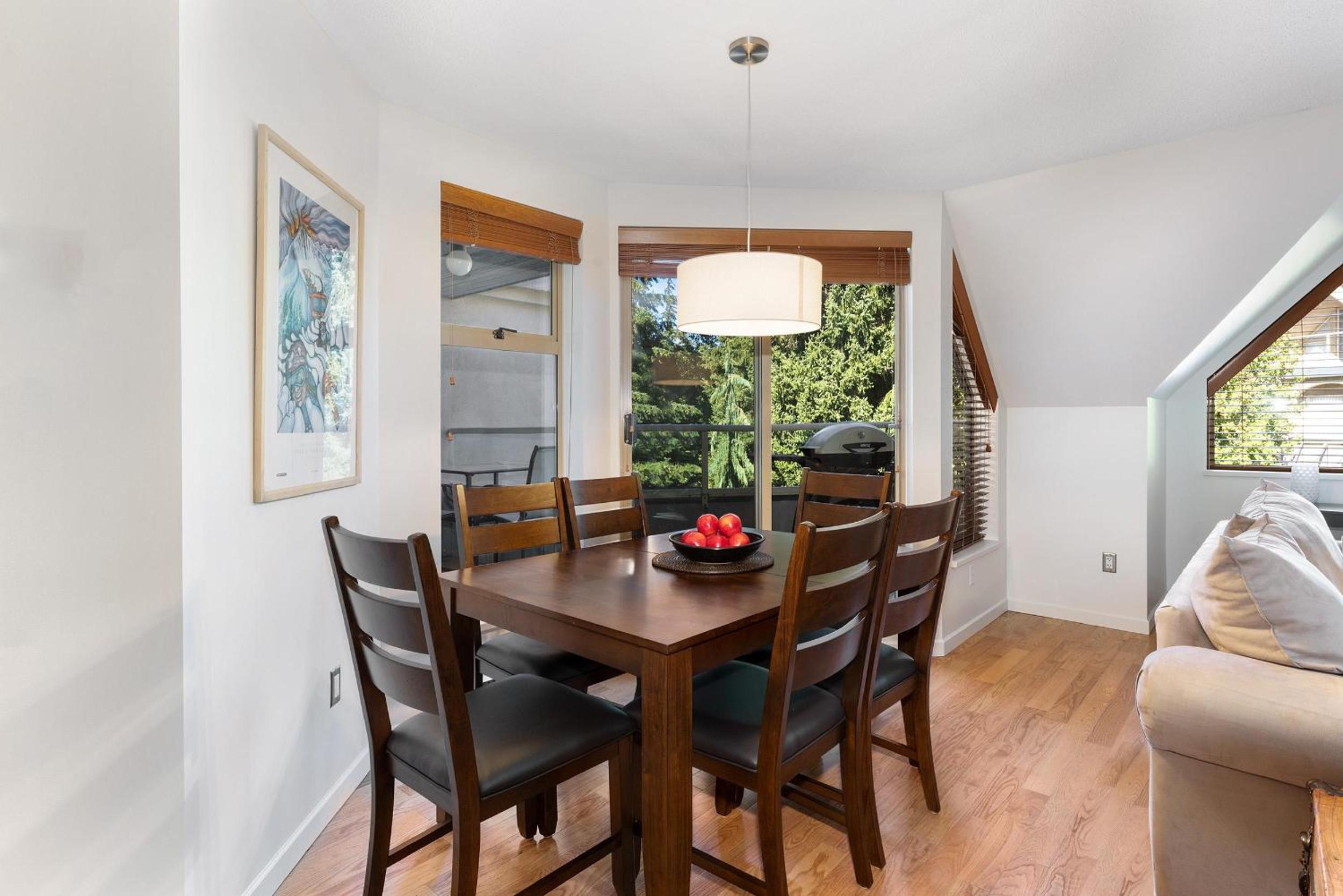Gleneagle 29 | Family-friendly Townhouse, 700m to Blackcomb Base, Wood-Burning Fireplace