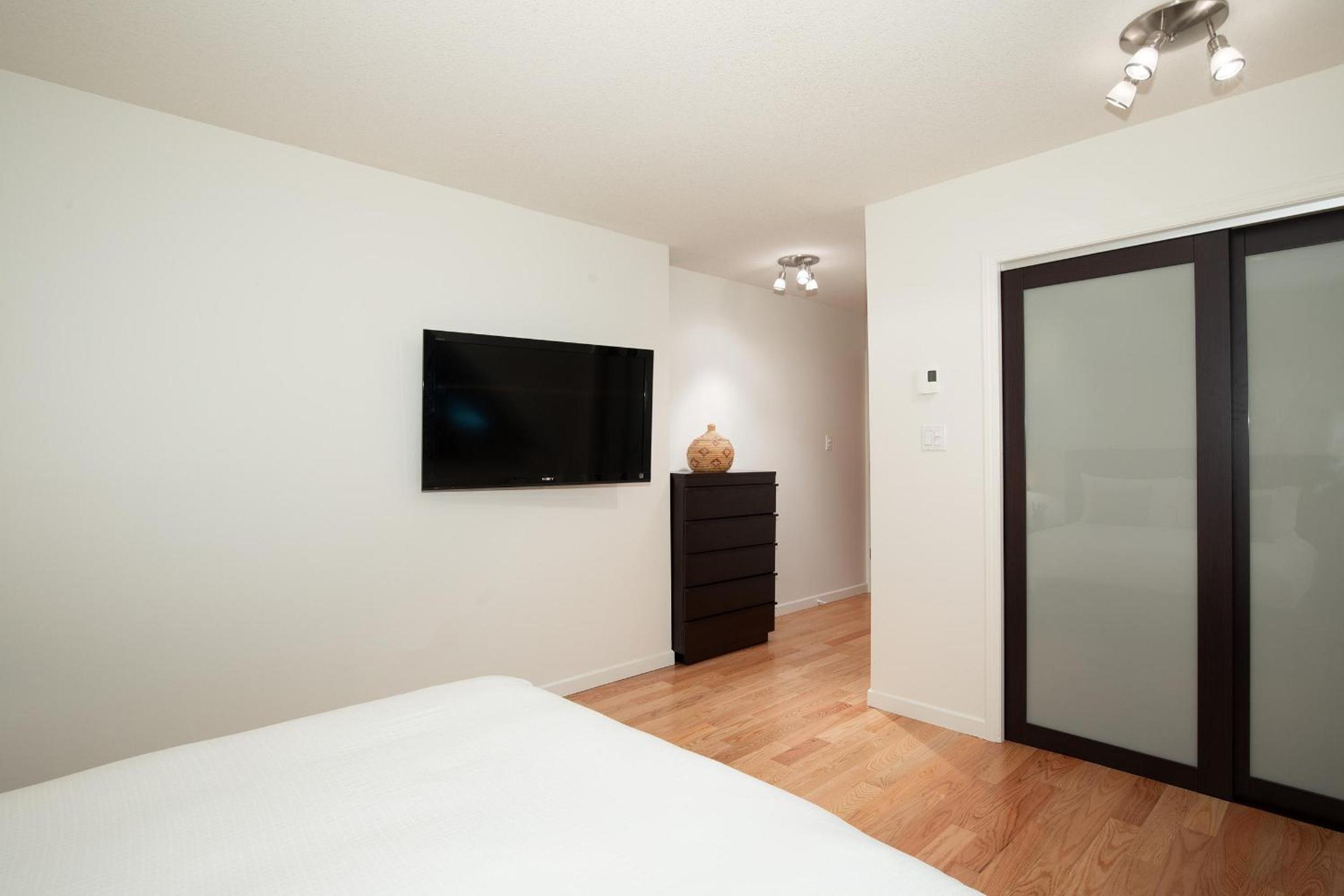 Gleneagle 29 | Family-friendly Townhouse, 700m to Blackcomb Base, Wood-Burning Fireplace