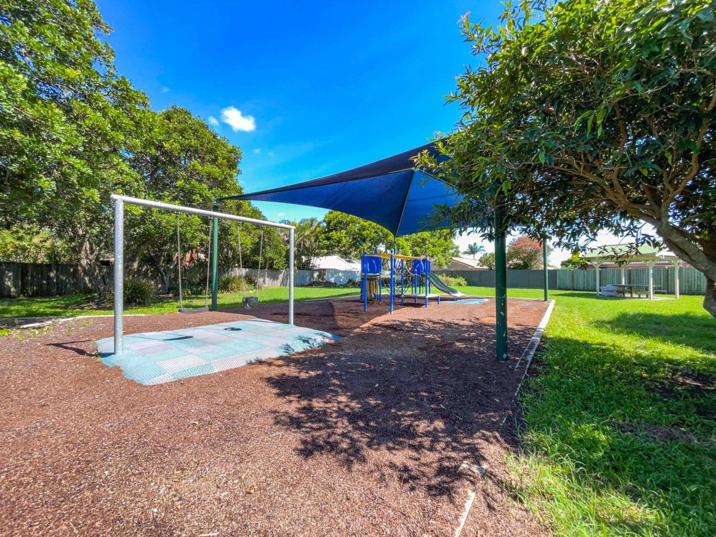Bokarina Beach House - Family & Pet Friendly