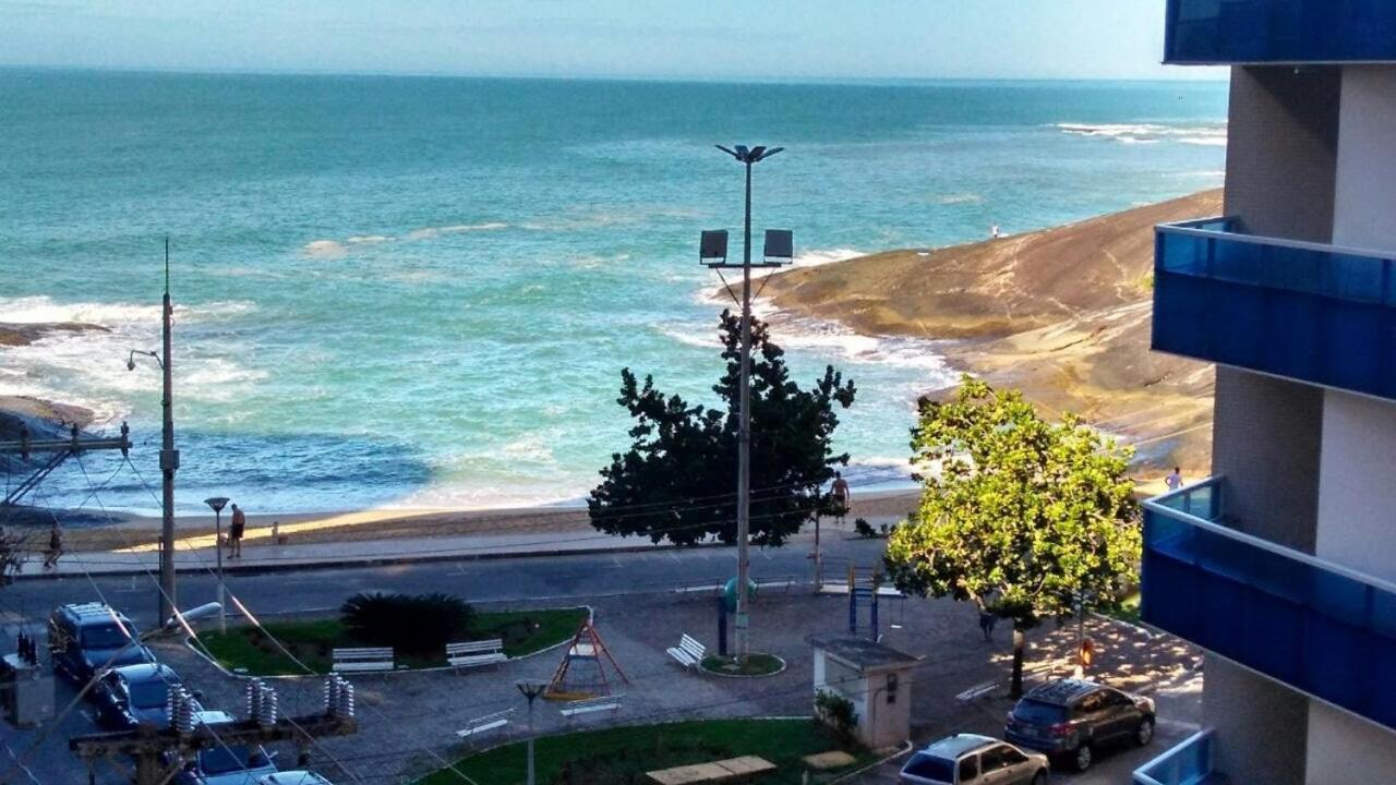 Apartamento frente pro mar