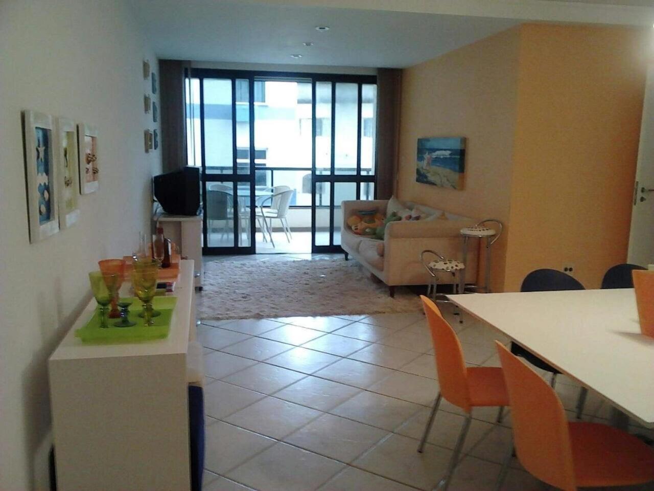 Apartamento frente pro mar