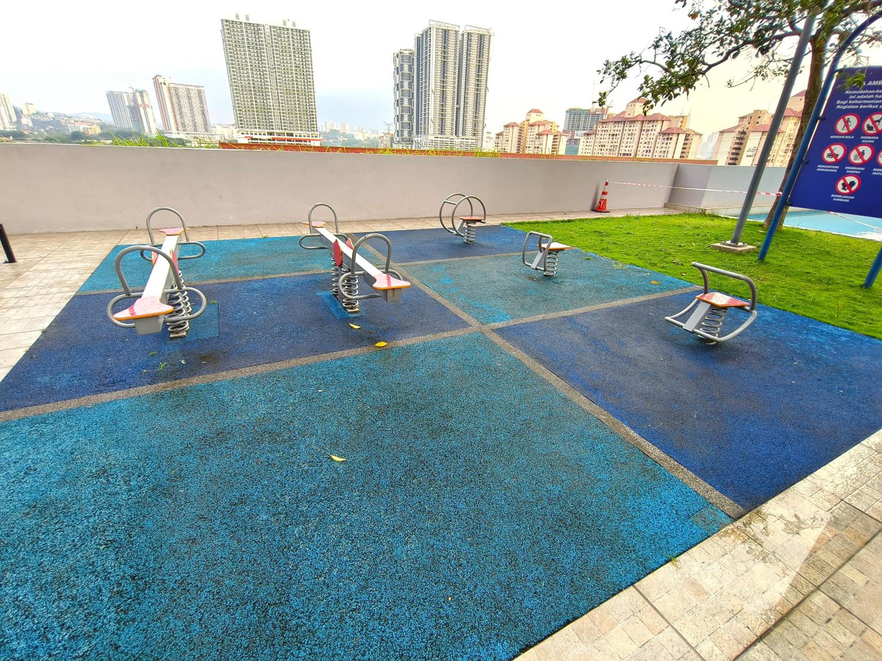 KLCC VIEW Setapak Homestay 2BR KL view 8pax 15 min to KLCC PV21A R